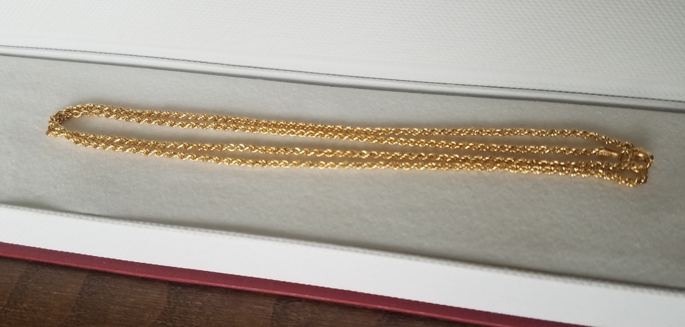 18k Italian Gold Rope Necklace - Picture 2 of 9